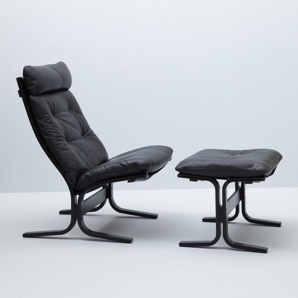 Siesta Classic Footstool by Ingmar Relling