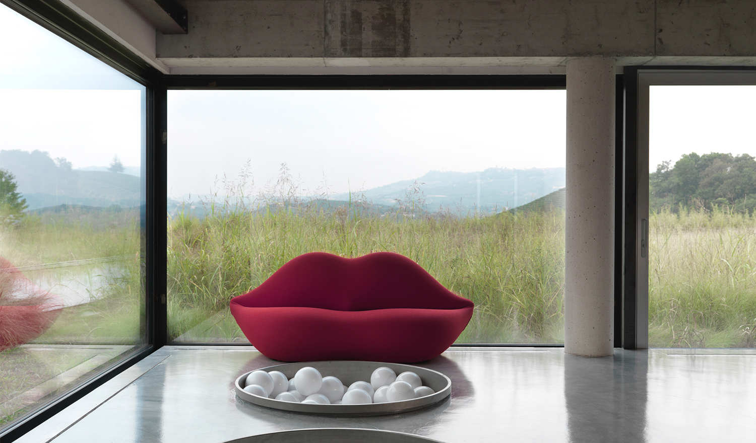 Bocca sofa fra Gufram