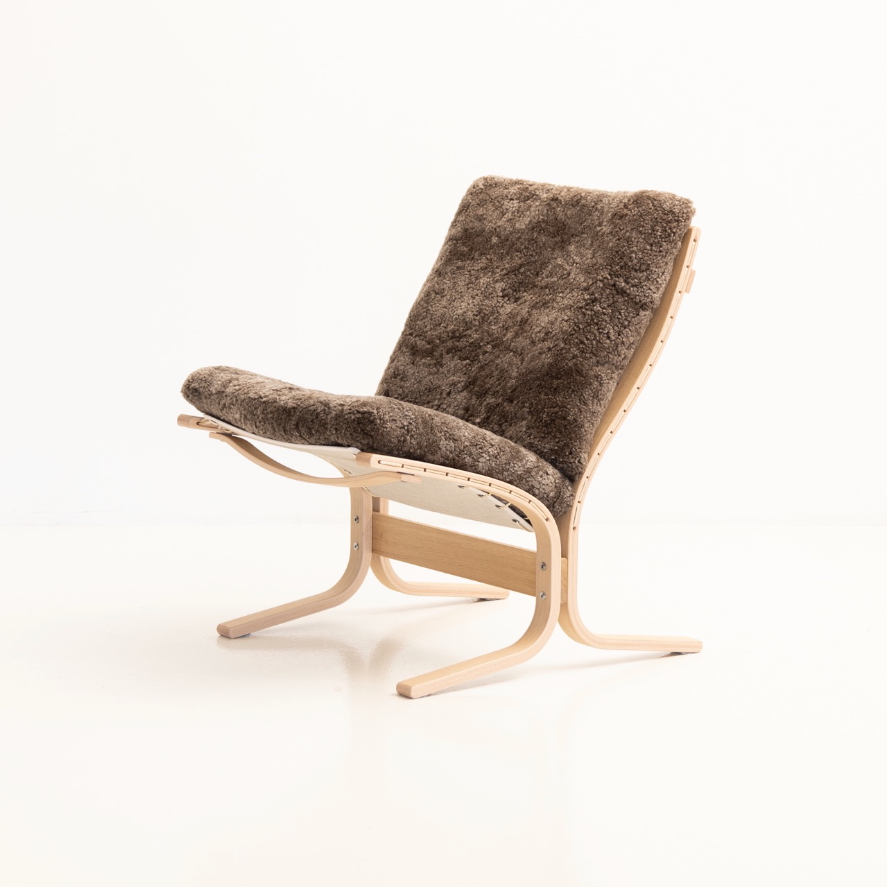 Siesta Ovis Low by Ingmar Relling