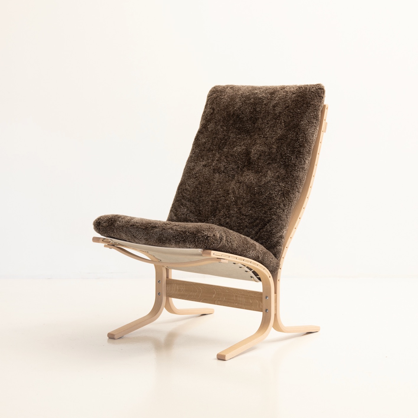 Siesta Ovis Høy, design Ingmar Relling