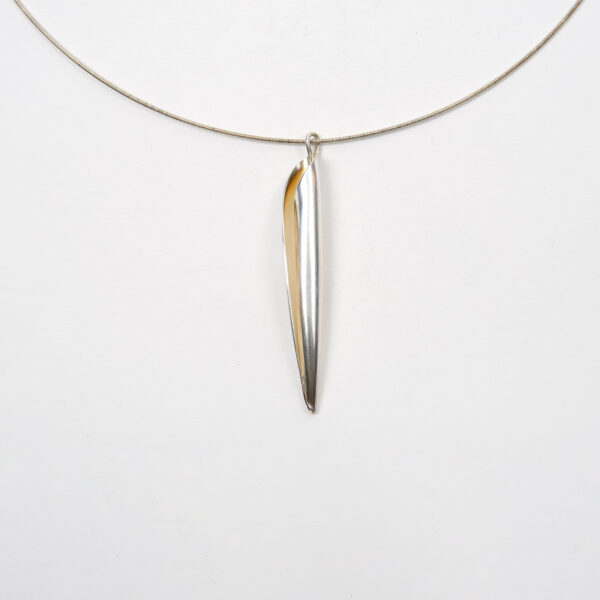 Henne halspynt design Ingjerd Hanevold for David-Andersen